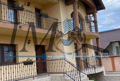 Casă individuală cu 7 camere în Central