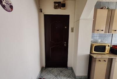 Apartament 2 camere zona Fartec - 11