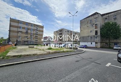 Vanzare teren intravilan - 250 mp - strada Constructorilor - zona CAM - 2