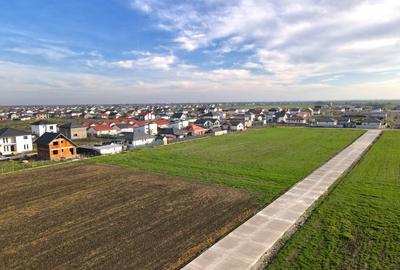 Loturi Intravilan In Rate Berceni | utilitati: curent, drum | #UG16 - 2