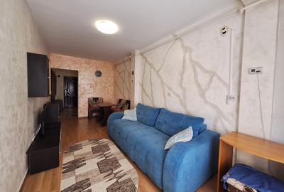 Apartament cu 2 camere semidecomandat, mobilat în Florești