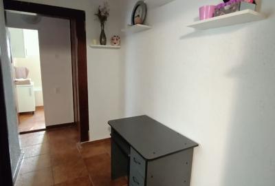 Inchiriez apartament 3 cam Brazda lui Novac - 9