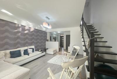 Casă cu 4 camere în Dumbrăvița