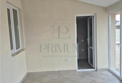 Duplex pe parter - 3 dormitoare - zona foarte buna - gata de mutat - 15
