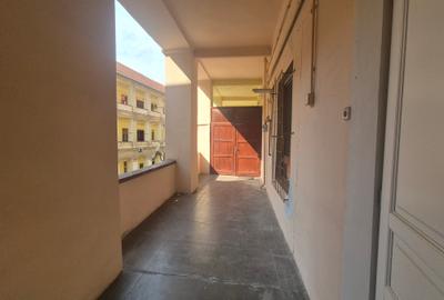 Apartament ultracentral, renovat integral, Arad, comision 0 - 10