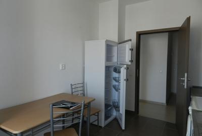 Închiriere 2 camere decomandat | 54 mp + balcon | Parcare subterană - 18