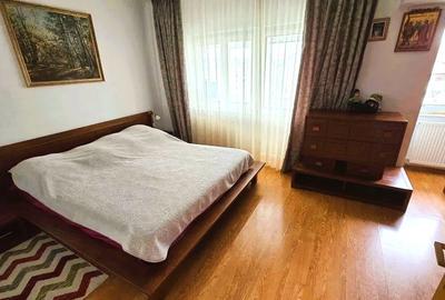 Duplex cu 3 CAMERE - str BABADAG - MOBILAT - 4