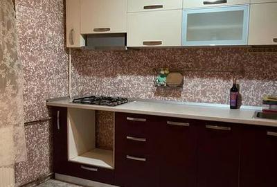 Apartament cu 2 camere decomandat, mobilat în Obor
