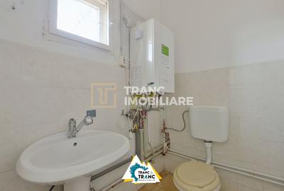 Clădire împunătoare de 540 mp pe 2 nivele în Sânnicolau Mic - 8