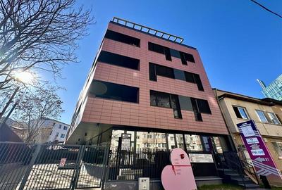 Spatiu de birou de inchiriat - 121 mp  - mentenanta inclusa - 1