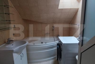 Apartament 3 camere, 100 mp, zona Nicolina - 10