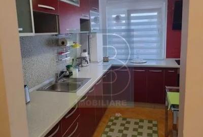 Apartament cu 4 camere decomandat, mobilat în Teiul Doamnei