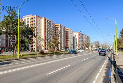 Spațiu comercial, 240 mp în 13 Decembrie