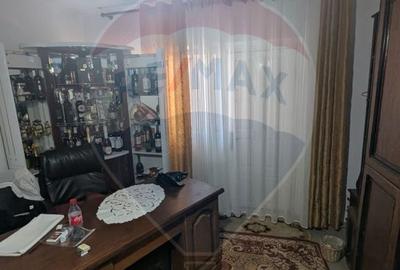 Casă / Vilă cu 5 camere de vânzare în zona Est - 7