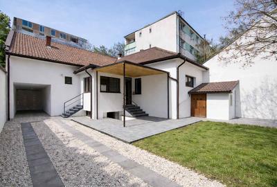 De vânzare casă individuală renovată | Curte proprie | Zona Abator - 1