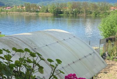 Inchiriem cabana in Calimanesti (Seaca), cu ponton la Olt, gradina - 3