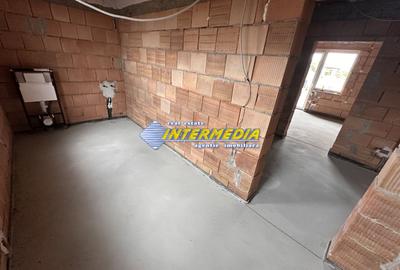 CASA NOUA I DE VANZARE I 120 MP I CETATE I SEMIFINISATA I 4 CAMERE I - 6