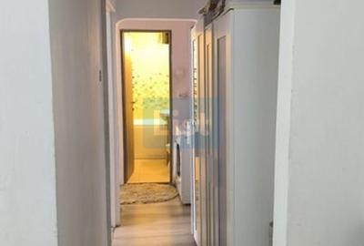 Apartament 3 camere - Decomandat - 3