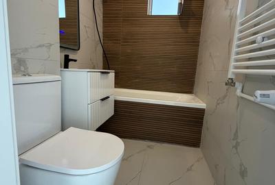 Titan, parcul Titanii, pe Zavideni, 10 minute metrou, renovat complet, bloc 4 et - 6