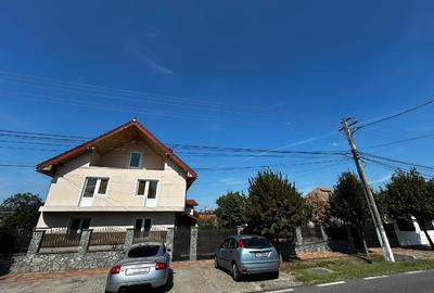 Casă cu 5 camere în Nord