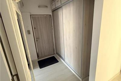 Apartament 2 Camere Luminos Etaj 1 Renovat Mobilat Utilat Loc Parcare - 6