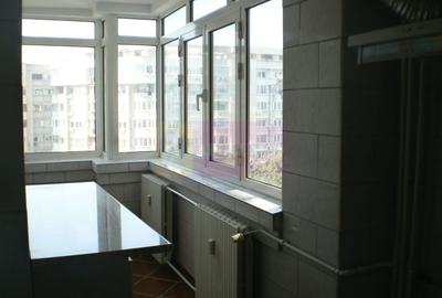 Apartament 3 camere pe bd Decebal - 10