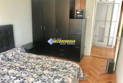Apartament 4 camere 90 mp CETATE Bulevard Et.1 Boxa 2 Bai 2 Balcoane 2 Vederi - 14