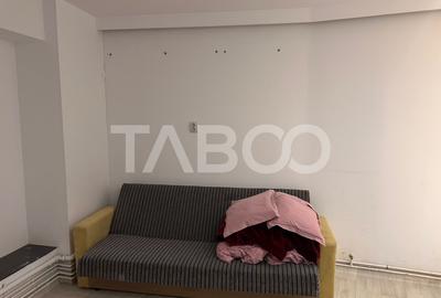 Spatiu comercial 28 mp renovat Orasul de Jos Sibiu de inchiriat - 2
