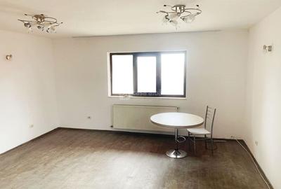 Duplex cu 4 camere în Tătărași