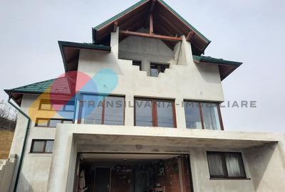 Casă, 1553 mp teren, zona linistita, sat Cara - 7