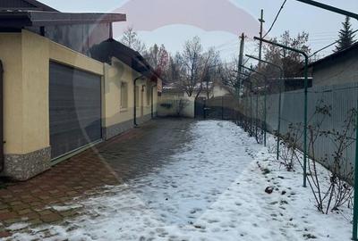 Casă spațioasă 6 camere, 2 băi, garaj spatios și terasă - 39