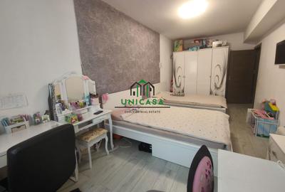 Apartament 3 camere | 108 mp | Etaj 1/7 | Lift | Parcare inclusă | Zona 1Mai - 8