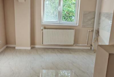 4 minute Metrou Aparatorii Patriei Apartament 3 Camere Decomandat - 18