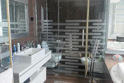 Sky Villa / Penthouse 355 - 9