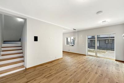 Casă cu 4 camere în Săcălaz