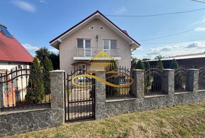 Casa de vanzare in Bacau Saucesti spatioasă cu etaj separat - 32