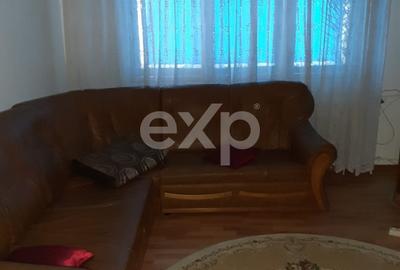 Negru Voda, Apartament 2 camere, decomandat, balcon mare, Școala 14 Pitești - 1