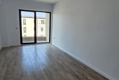 Garsonieră decomandată în Nicolina