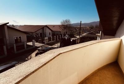 Casa de Vânzare - 13