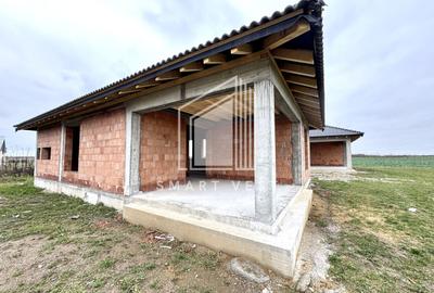 Casă individuală cu 3 camere în Periferie