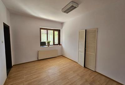 Casă individuală, 6 camere, teren generos, Sânandrei - central, comision 0% - 14
