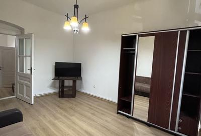 Apartament 2 camere,curte comuna/4 proprietari - 2