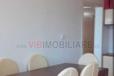 Apartament 3 camere | 67 mp + balcon | Zonă centrală - 1