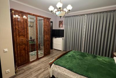 Vanzare Casa/Villa 6 camere 3 bai 3 wc -uri Dobroiesti 0% Comision - 30