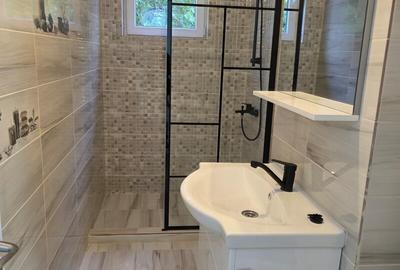 Barajul Lotru, 5 minute metrou, parc IOR, bloc mixt,renovata complet - 1