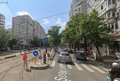 Piata Victoriei , vad comercial foarte bun, trafic pietonal intens - 2