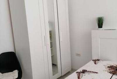 Inchiriez garsoniera Militari Residence LUX - 4