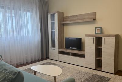 Apartament 3  camere, Take Ionescu! - 1
