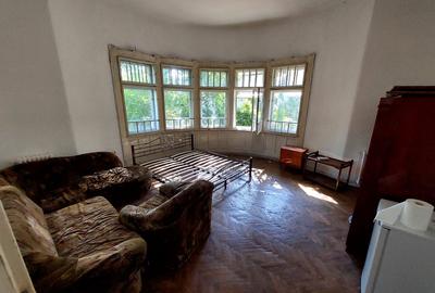 Vila impozanta  intr-o zona deosebita cu 1.440 mp teren - 3