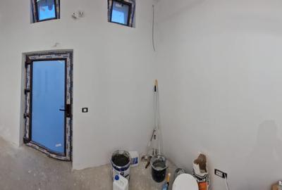 Spatiu comercial de inchiriat - 20